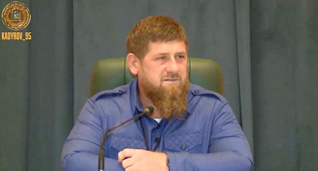 Рамзан Кадыров. Стоп-кадр видео https://vk.com/ramzan?z=video279938622_456243487%2F626a2f48358e2ca0fc%2Fpl_wall_279938622 Рамзан Кадыров. Стоп-кадр видео https://vk.com/ramzan?z=video279938622_456243487%2F626a2f48358e2ca0fc%2Fpl_wall_279938622