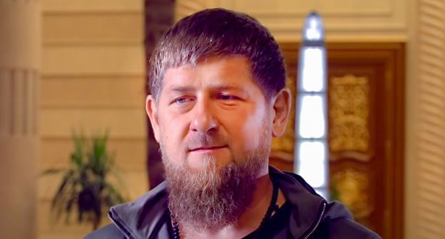 Рамзан Кадыров. Фото: кадр видео BBC News - Русская служба https://www.youtube.com/watch?time_continue=93&v=jp65fNM4Mj8 Рамзан Кадыров. Фото: кадр видео BBC News - Русская служба https://www.youtube.com/watch?time_continue=93&v=jp65fNM4Mj8