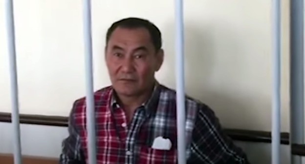 Михаил Музраев. Стоп-кадр видео https://www.youtube.com/watch?v=Sk9YEpidM-0 Михаил Музраев. Стоп-кадр видео https://www.youtube.com/watch?v=Sk9YEpidM-0