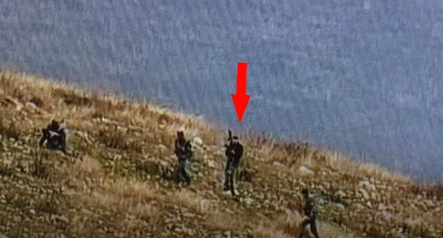 Кадр видео, снятого на юго-восточном направлении линии соприкосновения в Карабахе. В описании к кадрам отмечается, что боевики отличаются и экипировкой, и поведением от военнослужащих ВС Азербайджана. Кадр видео NKR DEFENSE ARMY https://www.youtube.com/watch?v=A7E1RSmHPmo&feature=emb_logo Кадр видео, снятого на юго-восточном направлении линии соприкосновения в Карабахе. В описании к кадрам отмечается, что боевики отличаются и экипировкой, и поведением от военнослужащих ВС Азербайджана. Кадр видео NKR DEFENSE ARMY https://www.youtube.com/watch?v=A7E1RSmHPmo&feature=emb_logo