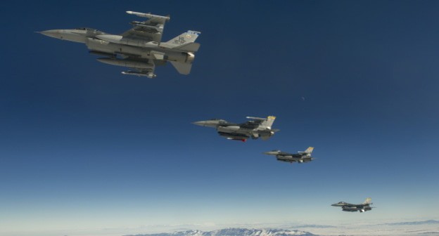 Самолеты F-16. Фото: Public Domain, https://commons.wikimedia.org/w/index.php?curid=92439067 Самолеты F-16. Фото: Public Domain, https://commons.wikimedia.org/w/index.php?curid=92439067
