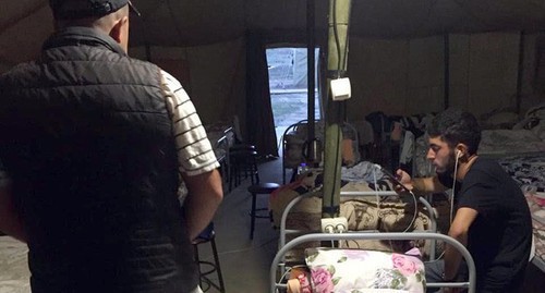 Обитатели палаточного лагеря в Дагестане, лето 2020 года. Фото Асима Тагиева для "Кавказского узла" Обитатели палаточного лагеря в Дагестане, лето 2020 года. Фото Асима Тагиева для "Кавказского узла"