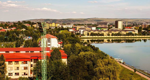 Назрань. Фото: Адам Сагов https://www.facebook.com/profile.php?id=100007324956235&sk=photos&collection_token=100007324956235%3A2305272732%3A5, CC BY-SA 4.0, https://commons.wikimedia.org/w/index.php?curid=46003755 Назрань. Фото: Адам Сагов https://www.facebook.com/profile.php?id=100007324956235&sk=photos&collection_token=100007324956235%3A2305272732%3A5, CC BY-SA 4.0, https://commons.wikimedia.org/w/index.php?curid=46003755