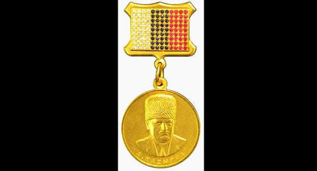Орден имени Ахмата Кадырова. Фото: Kei https://ru.wikipedia.org/ Орден имени Ахмата Кадырова. Фото: Kei https://ru.wikipedia.org/
