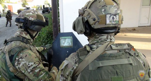 КТО в Чегеме. Фото: Пресс-служба НАК http://nac.gov.ru/kontrterroristicheskie-operacii/v-hode-kto-v-chegeme-neytralizovany-dvoe.html КТО в Чегеме. Фото: Пресс-служба НАК http://nac.gov.ru/kontrterroristicheskie-operacii/v-hode-kto-v-chegeme-neytralizovany-dvoe.html