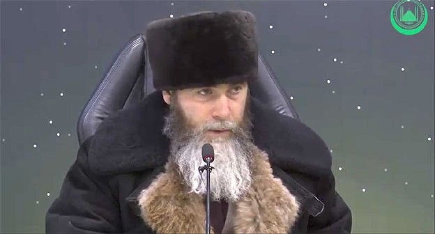 Муфтий Чечни Салах Межиев. Кадр видео ДУМ Чечни https://www.instagram.com/p/CIVtLMkBmz0/ Муфтий Чечни Салах Межиев. Кадр видео ДУМ Чечни https://www.instagram.com/p/CIVtLMkBmz0/