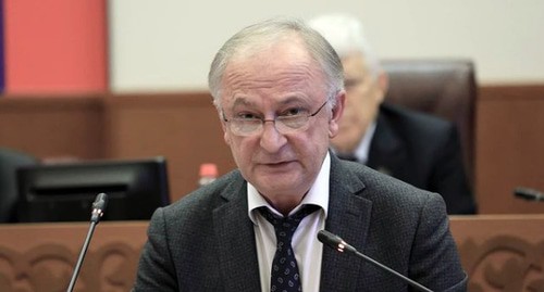  Абдулпатах Амирханов. Фото канала Правительства РД  https://www.instagram.com/p/CIpl3k9sTBc/
