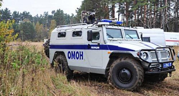 Спецтехника ОМОН. Фото http://nac.gov.ru/antiterroristicheskie-ucheniya/operativnym-shtabom-tomskoy-oblasti-provedeno.html Спецтехника ОМОН. Фото http://nac.gov.ru/antiterroristicheskie-ucheniya/operativnym-shtabom-tomskoy-oblasti-provedeno.html