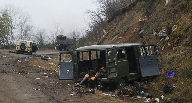 На месте военных действий в Нагорном Карабахе. 13 ноября 2020 года. Фото: REUTERS/Stringer На месте военных действий в Нагорном Карабахе. 13 ноября 2020 года. Фото: REUTERS/Stringer