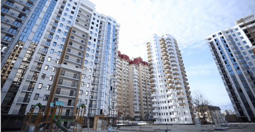 Жилкомплекс в Сочи. Фото пресс-службы администрации Сочи. https://sochi.ru/press-sluzhba/novosti/67/161813/ Жилкомплекс в Сочи. Фото пресс-службы администрации Сочи. https://sochi.ru/press-sluzhba/novosti/67/161813/