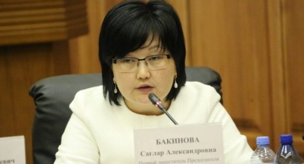 Саглар Бакинова. Фото: пресс-служба "Единой России", https://kalmyk.er.ru Саглар Бакинова. Фото: пресс-служба "Единой России", https://kalmyk.er.ru
