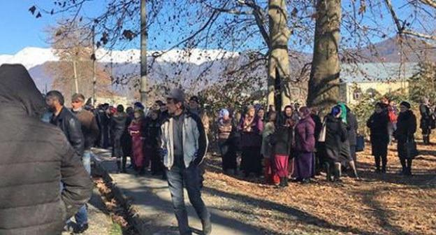 Жители Панкиси на акции после спецоперации в декабре 2017 года. Фото: Giorgi Aladashvili (RFE/RL)
