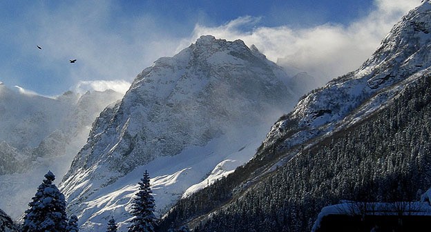 Домбай. Фото: Peter Shmelev - Flickr: Домбай, Кавказ, Россия / Dombay, Caucasus, Russia Домбай. Фото: Peter Shmelev - Flickr: Домбай, Кавказ, Россия / Dombay, Caucasus, Russia
