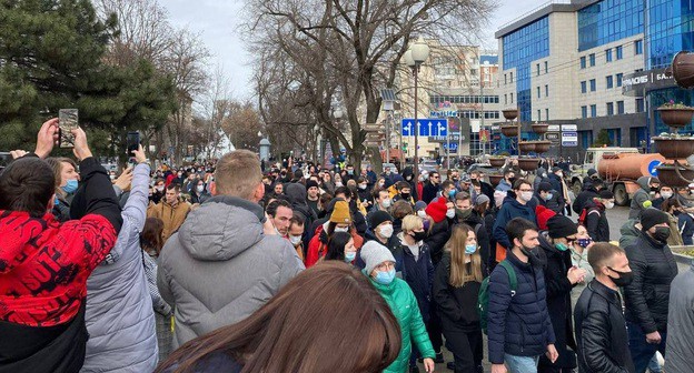 Шествие в Краснодаре. 23 января 2021 года. Фото Анны Грицевич для "Кавказского узла" Шествие в Краснодаре. 23 января 2021 года. Фото Анны Грицевич для "Кавказского узла"