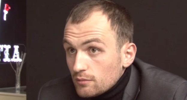 Тимур Куашев. Скриншот интервью, www.youtube.com/watch?v=Qww_YURzKak Тимур Куашев. Скриншот интервью, www.youtube.com/watch?v=Qww_YURzKak
