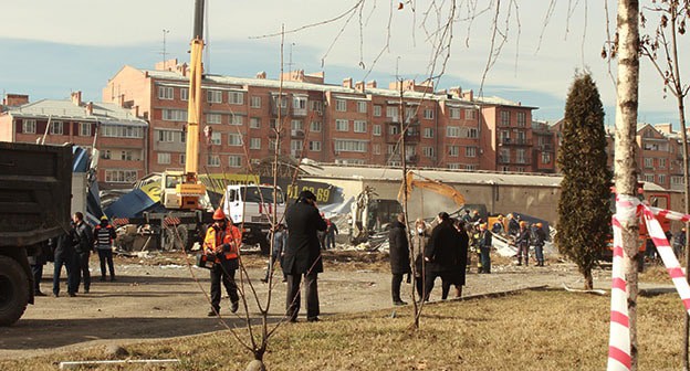 На месте взрыва во Владикавказе. 12 февраля 2021 г. Фото Эммы Марзоевой для "Кавказского узла" На месте взрыва во Владикавказе. 12 февраля 2021 г. Фото Эммы Марзоевой для "Кавказского узла"