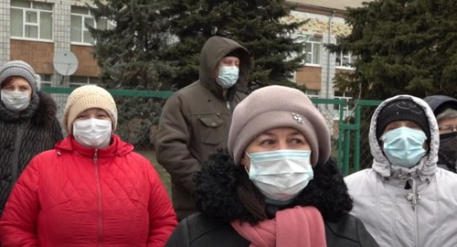 Жители хутора Веселый. скриншот видео канала The Люди https://www.youtube.com/watch?v=rx0wFGu_4iw Жители хутора Веселый. скриншот видео канала The Люди https://www.youtube.com/watch?v=rx0wFGu_4iw