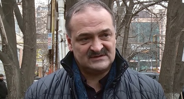 Сергей Меликов рассказал, как будет решаться вопрос с вывозом мусора в Дагестане/ Кадр видео РГВК "Дагестан"
https://www.youtube.com/watch?v=mx-HURtoYag&feature=emb_logo Сергей Меликов рассказал, как будет решаться вопрос с вывозом мусора в Дагестане/ Кадр видео РГВК "Дагестан"
https://www.youtube.com/watch?v=mx-HURtoYag&feature=emb_logo