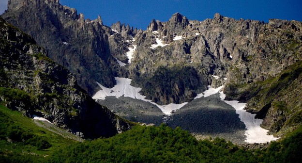 Тебердинский заповедник, фото: https://tgpbz.ru Тебердинский заповедник, фото: https://tgpbz.ru