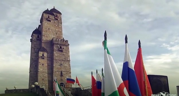 Мемориальный комплекс жертвам репрессий в Назрани. Стоп-кадр видео https://youtu.be/V6Zoit7dwy0 Мемориальный комплекс жертвам репрессий в Назрани. Стоп-кадр видео https://youtu.be/V6Zoit7dwy0