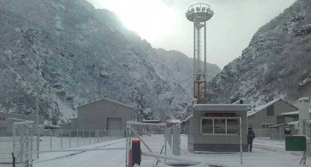 КПП "Верхний Ларс". Фото пресс-службы управления МЧС России по Северной Осетии, https://twitter.com/15mchs КПП "Верхний Ларс". Фото пресс-службы управления МЧС России по Северной Осетии, https://twitter.com/15mchs
