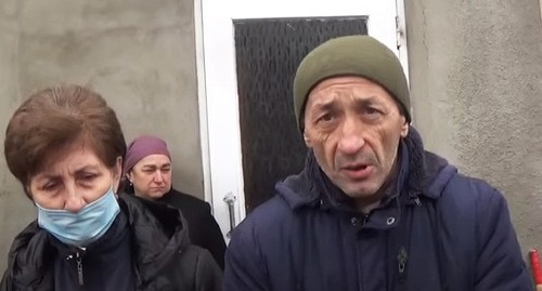 Члены семьи Хамида Индреева. Кадр видео "Сделано в КБР" https://www.youtube.com/watch?reload=9&v=Q55WKgd1PE8&feature=youtu.be Члены семьи Хамида Индреева. Кадр видео "Сделано в КБР" https://www.youtube.com/watch?reload=9&v=Q55WKgd1PE8&feature=youtu.be