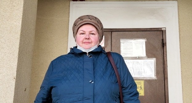 Ольга Гануша выходит из здания суда в Ростове-на-Дону. Фото Константина Волгина для "Кавказского узла". Ольга Гануша выходит из здания суда в Ростове-на-Дону. Фото Константина Волгина для "Кавказского узла".