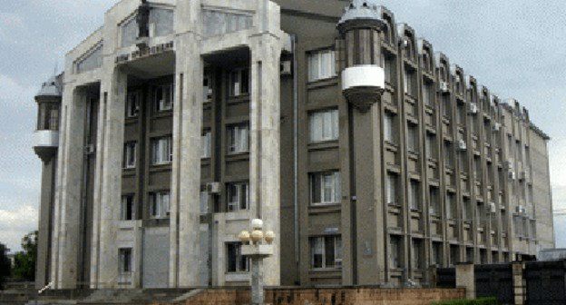 Здание Верховного суда Карачаево-Черкесской республики. Фото http://vs.kchr.sudrf.ru/ Здание Верховного суда Карачаево-Черкесской республики. Фото http://vs.kchr.sudrf.ru/