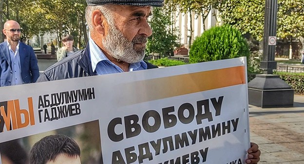 Муртазали Гасангусейнов. Фото Ильяса Капиева для "Кавказского узла" Муртазали Гасангусейнов. Фото Ильяса Капиева для "Кавказского узла"