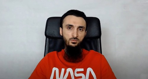 Тумсо Абдурахманов. Фото: скриншот видео "
OstWest" https://www.youtube.com/watch?v=qm7uzazCWjc Тумсо Абдурахманов. Фото: скриншот видео "
OstWest" https://www.youtube.com/watch?v=qm7uzazCWjc
