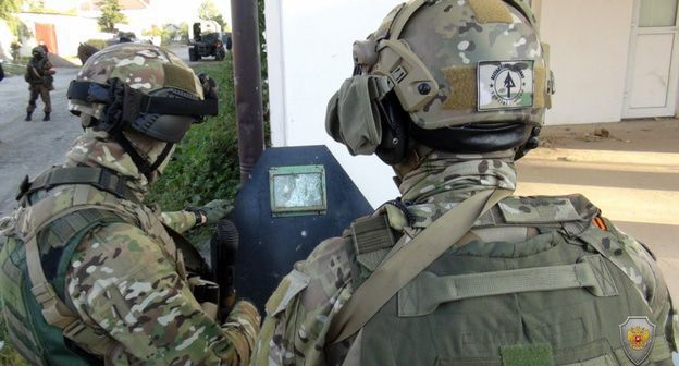 КТО. Фото: пресс-служба НАК http://nac.gov.ru/kontrterroristicheskie-operacii/v-hode-kto-v-chegeme-neytralizovany-dvoe.html КТО. Фото: пресс-служба НАК http://nac.gov.ru/kontrterroristicheskie-operacii/v-hode-kto-v-chegeme-neytralizovany-dvoe.html