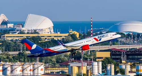 Самолет АК Azur Air, фото: пресс-служба авиакомпании. https://www.azurair.ru/ru/azurair/news?isReadAll=true Самолет АК Azur Air, фото: пресс-служба авиакомпании. https://www.azurair.ru/ru/azurair/news?isReadAll=true