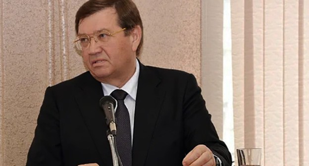 Виталий Борзенко. Фото: Администрация Аксайского района Виталий Борзенко. Фото: Администрация Аксайского района