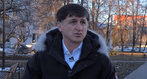 Тамерлан Фарниев, стоп кадр видео канала iRYSTON TV https://www.youtube.com/watch?v=ZZRFT1sHqm8 Тамерлан Фарниев, стоп кадр видео канала iRYSTON TV https://www.youtube.com/watch?v=ZZRFT1sHqm8