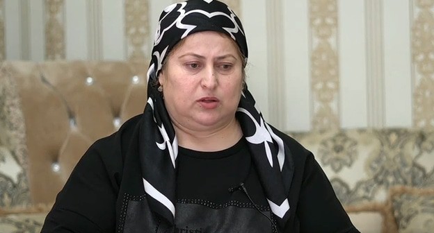 Жительница Дагестана, которая стала инвалидом после курса лучевой терапии. Кадр видео канала https://www.instagram.com/p/COn-ODVh7jv/ Жительница Дагестана, которая стала инвалидом после курса лучевой терапии. Кадр видео канала https://www.instagram.com/p/COn-ODVh7jv/
