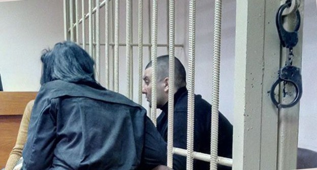 Беслан Шебзухов в зале суда со своей защитой. 2019 год. Фото Людмилы Маратовой для "Кавказского узла" Беслан Шебзухов в зале суда со своей защитой. 2019 год. Фото Людмилы Маратовой для "Кавказского узла"