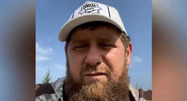 Рамзан Кадыров. Стопкадр видео https://www.youtube.com/watch?v=XISmYr9PhQU Рамзан Кадыров. Стопкадр видео https://www.youtube.com/watch?v=XISmYr9PhQU