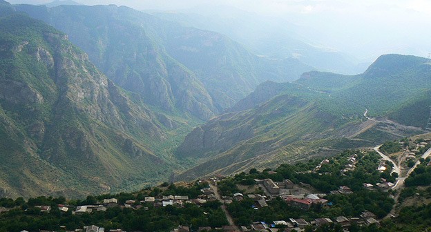 Сюникская область Армении. Фото: Ashot Arzumanyan https://ru.wikipedia.org/ Сюникская область Армении. Фото: Ashot Arzumanyan https://ru.wikipedia.org/