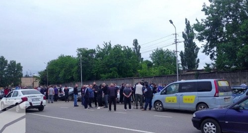 Акция протеста таксистов в Кутаиси. https://www.rustavi2.ge/ka/news/199939 Акция протеста таксистов в Кутаиси. https://www.rustavi2.ge/ka/news/199939