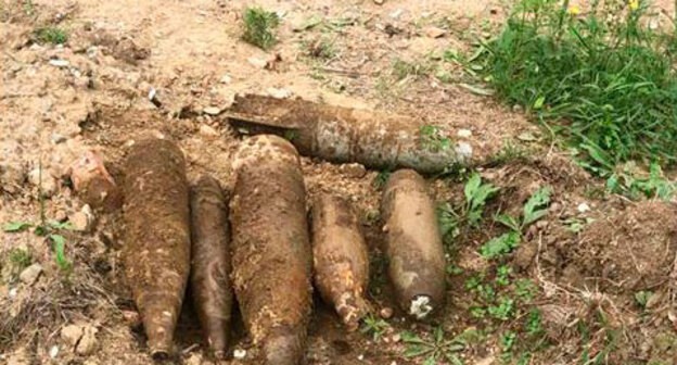Тайник с боеприпасами на окраине Грозного. Фото: пресс-служба Росгвардии https://rosguard.gov.ru/ru/news/article/v-chechenskoj-respublike-voennosluzhashhie-rosgvardii-obnaruzhili-i-unichtozhili-tajnik-s-boepripasami-1-2 Тайник с боеприпасами на окраине Грозного. Фото: пресс-служба Росгвардии https://rosguard.gov.ru/ru/news/article/v-chechenskoj-respublike-voennosluzhashhie-rosgvardii-obnaruzhili-i-unichtozhili-tajnik-s-boepripasami-1-2