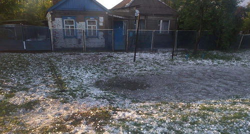 Град в Павловском районе Краснодарского края. Фото: ГУ МЧС России по Краснодарскому краю Град в Павловском районе Краснодарского края. Фото: ГУ МЧС России по Краснодарскому краю