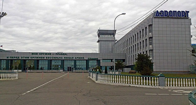 Аэропорт Грозного. Фото: https://ru.wikipedia.org Аэропорт Грозного. Фото: https://ru.wikipedia.org