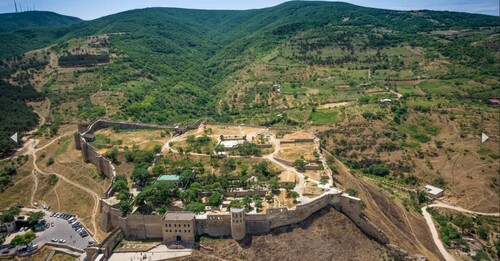 Цитадель Нарын-кала. Фото: пресс-служба администрации Дербента http://derbent.ru/upload/resize_cache/iblock/e53/220_220_1/e53d77a0f74b92df363d1dd2171bf839.jpg Цитадель Нарын-кала. Фото: пресс-служба администрации Дербента http://derbent.ru/upload/resize_cache/iblock/e53/220_220_1/e53d77a0f74b92df363d1dd2171bf839.jpg