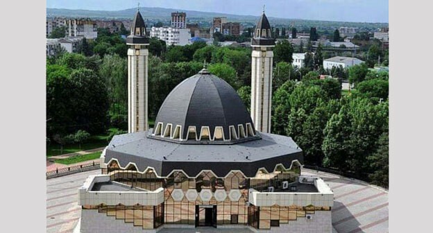 Мечеть. Фото: ДУМ Кабардино-Балкарии http://www.kbrdum.ru/novosti/4353-obrashchenie-dum-kbr-k-zhitelyam-respubliki Мечеть. Фото: ДУМ Кабардино-Балкарии http://www.kbrdum.ru/novosti/4353-obrashchenie-dum-kbr-k-zhitelyam-respubliki