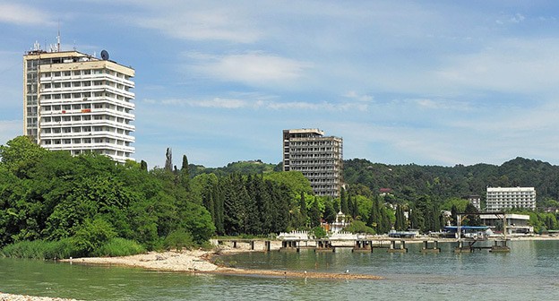 Набережная. Сухум, Абхазия. Фото: Hons084 / Wikimedia Commonshttps://ru.wikipedia.org/ Набережная. Сухум, Абхазия. Фото: Hons084 / Wikimedia Commonshttps://ru.wikipedia.org/