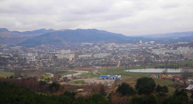 Кисловодска с горы Кольцо. Фото Andy Kartashov https://ru.wikipedia.org/wiki/Кисловодск#/media/Файл:Kislovodsk_from_Koltso-gora.jpg Кисловодска с горы Кольцо. Фото Andy Kartashov https://ru.wikipedia.org/wiki/Кисловодск#/media/Файл:Kislovodsk_from_Koltso-gora.jpg