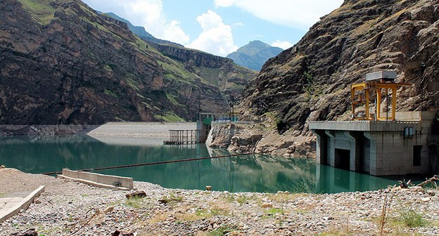 Ирганайская ГЭС. Фото: Сайга20К https://ru.wikipedia.org Ирганайская ГЭС. Фото: Сайга20К https://ru.wikipedia.org