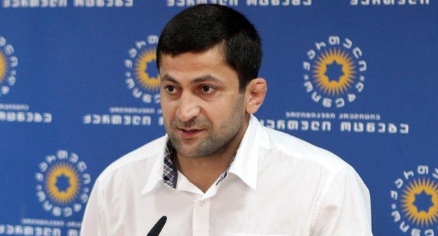 Зураб Звиадаури. Фото http://www.facebook.com/OfficialBIDZINAIVANISHVILI
Зураб Звиадаури. Фото http://www.facebook.com/OfficialBIDZINAIVANISHVILI