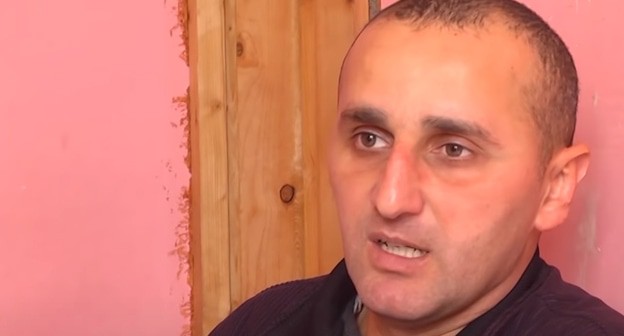 Агиль Гумбатов. Кадр видео
AzadliqRadiosu
https://www.youtube.com/watch?v=onEWz8UIYxA&t=3s Агиль Гумбатов. Кадр видео
AzadliqRadiosu
https://www.youtube.com/watch?v=onEWz8UIYxA&t=3s