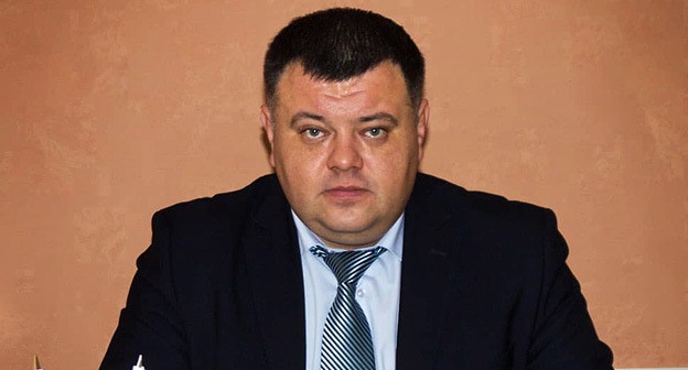 Евгений Борисенко. Фото: официальный сайт администрации Сальского городского поселения http://adm-salsk.ru/glava/ Евгений Борисенко. Фото: официальный сайт администрации Сальского городского поселения http://adm-salsk.ru/glava/